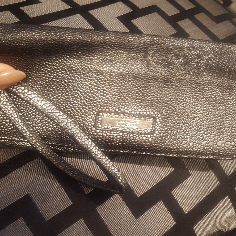 Kenneth Cole Reaction wristlet wallets